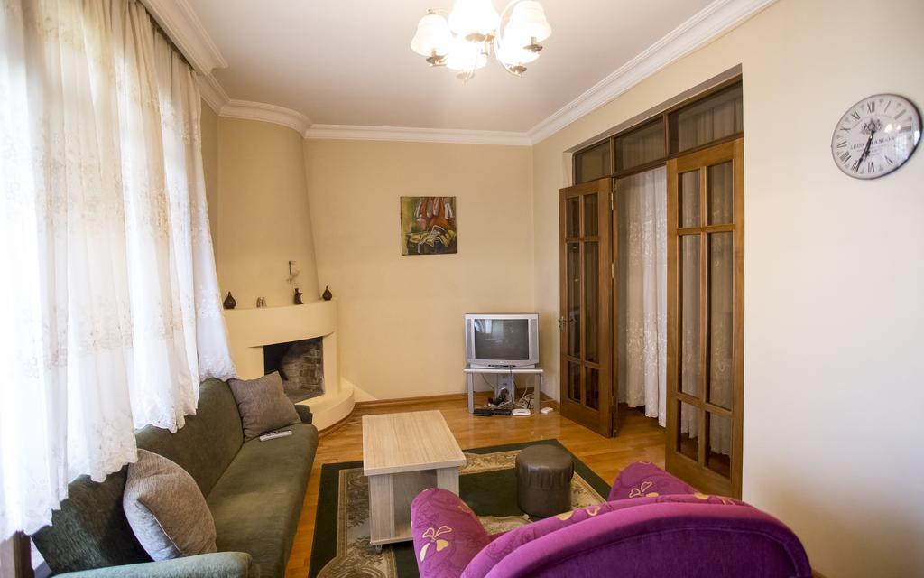 Batumi City Center Apartment Экстерьер фото
